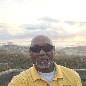 Meet your Posher, Charlie